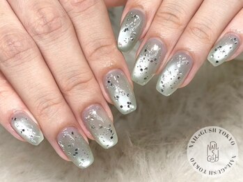 ネイルズガッシュ 川崎店(NAILsGUSH)の写真/≪洗練されたシンプル可愛いデザインがいっぱい≫シンプルだけど存在感があるデザインで指先を彩る♪