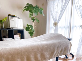 エリー(ERY)/自然の光でお出迎え