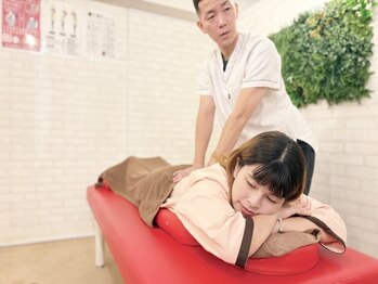 幡ヶ谷駅近整骨院 鍼灸院の写真/お身体の負担箇所を見極め、疲れの根本へアプローチ☆慢性的な疲労や腰痛・首肩こりなどでお悩みの方にも◎