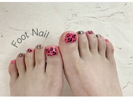 ヒョウ柄ネイル