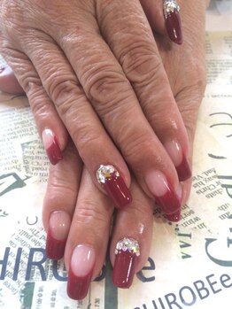 トータルサロン 白べぇーっ プラス/お目立ち*レッドネイル♪