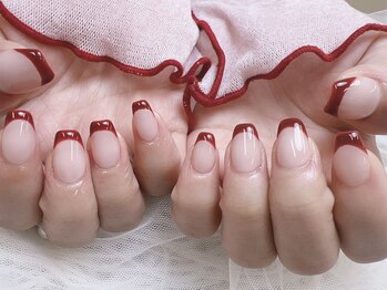 クローバーネイル 北浦和店/カラーフレンチ¥6300