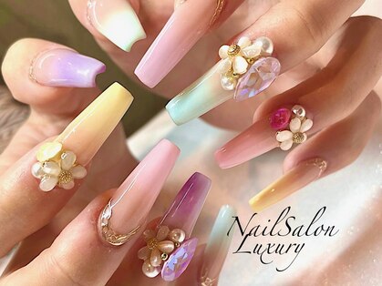 ネイルサロンラグジュアリー 梅田店(LUXURY)の写真