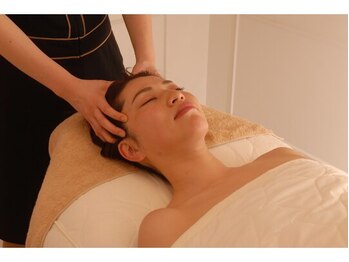 ファニービー 吹田店/当店自慢のハンドマッサージ