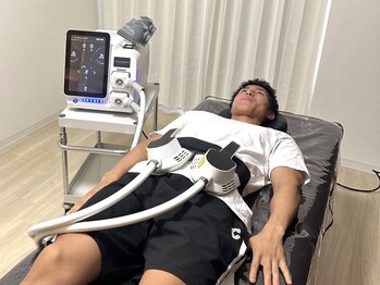 ゼン(ZEN)の写真/【最新筋肉強化マシン！】筋肉量を増やしながら脂肪の燃焼を促進します◎寝ながらトレーニングマシン¥4000