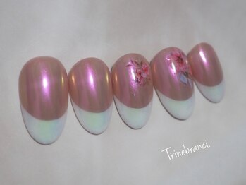 トリネブランシ ネイルアトリエ(Trinebranci._Nail Atelier)/フラワー◇ピンクミラーフレンチ