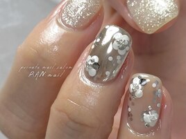 フラワーホロネイル