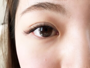 ナイングラム(ninegram)の写真/初回オフ無料☆ 話題のフラットセーブルラッシュつけ放題 140本迄 ¥7150軽い付け心地と持ちの良さが定評◎