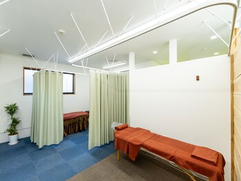 望鍼灸院/半個室の安心空間