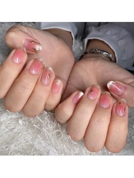 ベリール(Belire)/チークネイル☆持ち込み☆ラメ