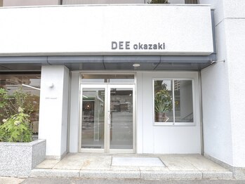 ディーネイル アイラッシュ オカザキ(DEE nail×eyelash okazaki)/DEE nail×eyelash okazaki