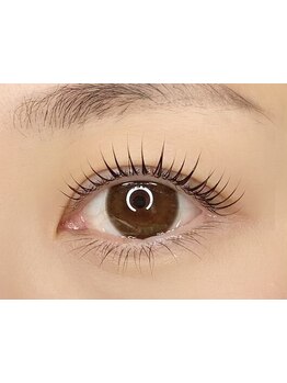 ナチュラル上品な目元にしたい