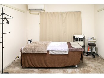 ハーグレイス 表参道外苑前(Her Grace)/内観 バストアップ/バストケア