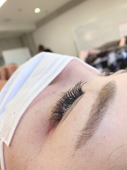 フリルアイビューティ 豊中店(Frill Eye Beauty)/