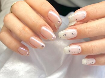*　NAIL　シンプルデザイン　*