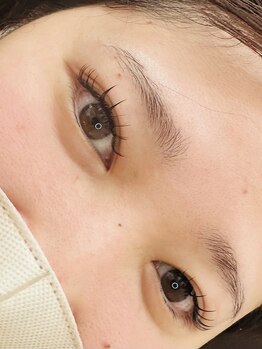 タプ アイ(tapu eye)/ボリューム100束(束感仕上げ)