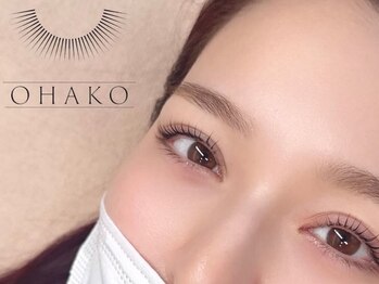 オハコ(OHAKO)の写真/短時間施術でもモチ◎＆ダメージレス！まつ毛に美容液をたっぷり浸透させ、健康的で美しい目元を長くキープ
