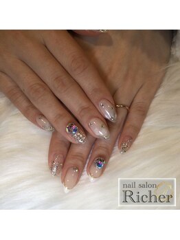 エスフィーネイルサロン リシェル(Esfy nailsalon Richer)/ホワイトネイル