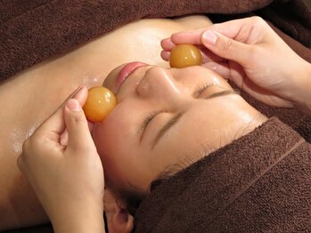 アンティミテ(Intimite)/ひんやり冷たい大理石ボール