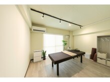 完全個室の予約制で、ゆったりと施術を受けていただけます。