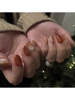 ユヌ(une)/ホリデーネイル