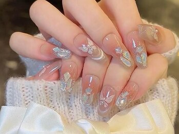 ラッキー(Lucky)の写真/≪駅から徒歩１分の好立地≫持ち込みOK◎1000種類以上ある中から理想の色を選べ周りと差がつく指先へ★