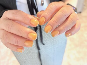 レア(le'a)の写真/【派手なネイルができない方に！】高技術×丁寧なケアでモチの良さ抜群◎大人女性の指先を美しく♪