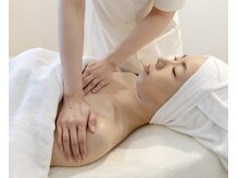 首筋×デコルテ×フェイシャルで身体もお肌もスッキリ効果◎