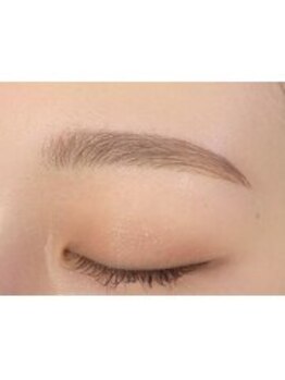 まつげと眉毛の専門店 eye Rushell 佐藤店 まつげパーマ/眉毛/アイブロウ/マツエクの写真/印象を変えるなら眉毛を整えるのが◎セルフだとバランスの難しい眉毛のお手入れは当店にお任せ下さい♪