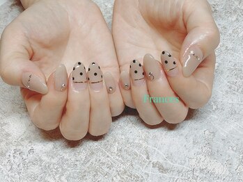 フランセス(Frances)/ドット柄ネイル