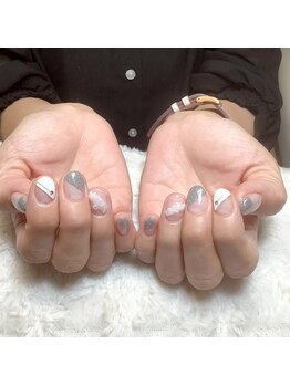 ソワ(sowa)/フリルネイル