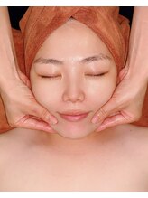 ヘレン(Helen)&nbsp;小顔 コルギ