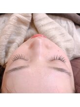 フリルアイビューティ 豊中店(Frill Eye Beauty)/