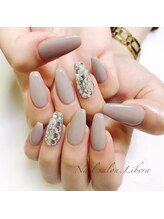 ネイルサロン リベラ(Libera)/グレージュ×埋め尽くし