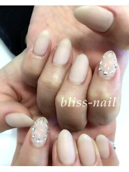ブリスネイル(bliss-nail)/スタッズ囲み