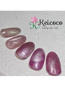 ケイココ ビューティーアンドネイルズ(keicoco Beauty and Nails)の写真/【リニューアルオープン☆】お得な価格で指先美人に♪ワンカラ―からラメグラまで◎サンプルも多数あり！