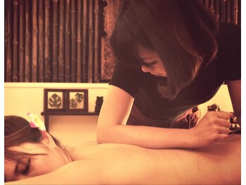 アジアンリラクゼーション ヴィラ 丸亀土器店(asian relaxation villa)/バリ式リンパマッサージ