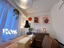 コス(KOS)