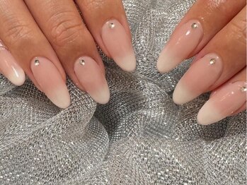 カーリー(KARLIE)の写真/ジュニアネイル入店！お得なクーポン掲載中★オフィス向けのシンプルデザインから可愛いアートまでご用意！