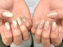 ハズグラスネイル(Haze Grass nail)/ドットネイル