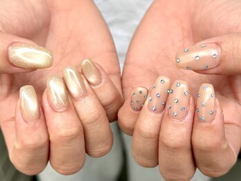 ハズグラスネイル(Haze Grass nail)/ドットネイル