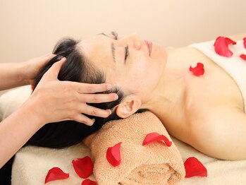 マリーノ アーユルヴェーダエステアンドヨガ/『ヘッドマッサージ』