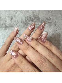 レース×上品フラワーネイル
