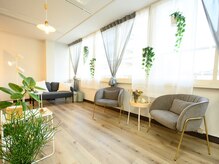 ホーリーフ(Ho-leaf)/店内、カウンセリングスペース