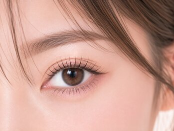 フィアラ 京都四条大宮店(Fiara)の写真/カールキープ力が自慢のまつ毛パーマ専門店*ご新規様限定☆【韓国風・束感まつ毛パーマ　￥8200→￥4500】