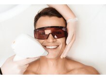 青ヒゲから脱却！髭剃り知らずでお肌もキレイに☆