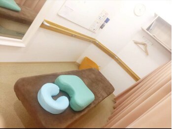 まえいけ整骨院/施術ルーム★半個室