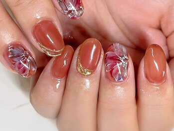 レア(Le'a)/手描きフラワーネイル