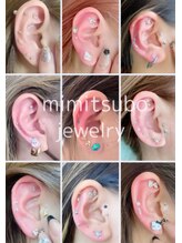 耳ツボjewelry12粒　2200円☆