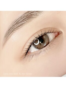 リラ(Lyra)/似合わせラッシュリフト